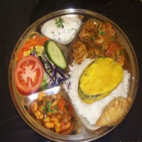 Restaurant-indien-a-nantes-plat-mixt
